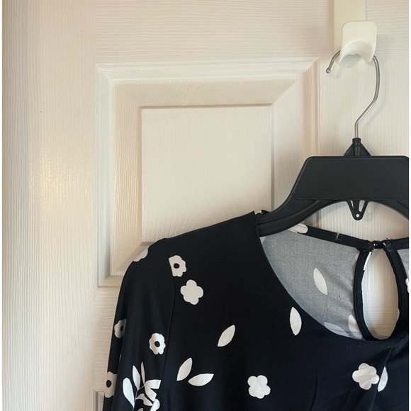 Liz Claiborne Floral Shirt Black and White Size L - Picture 1 of 5